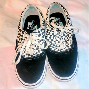 Checkerboard Vans Black & White Men's 6 Women's 7.5